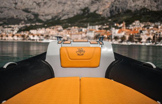 RIB Prua al vento Thor 8.0 300hp