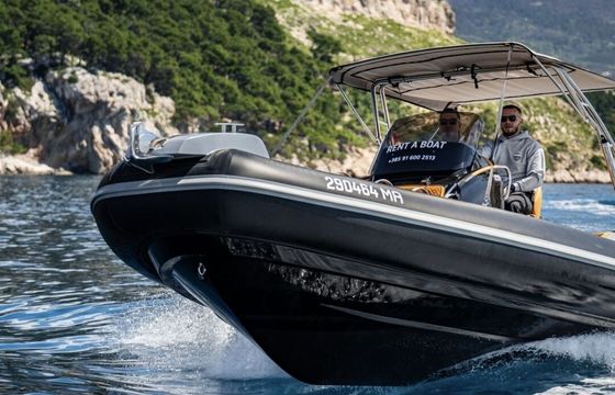 RIB Prua al vento Thor 8.0 300hp