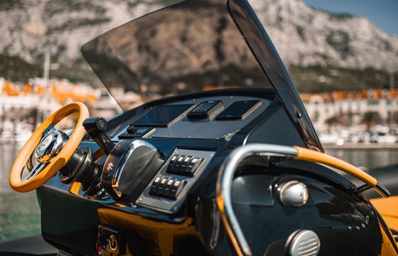 RIB Prua al vento Thor 8.0 300hp