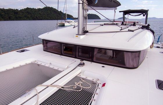 Catamaran Lagoon-Bénéteau Lagoon 400 S2 - 4 + 1 cab. 11.97m