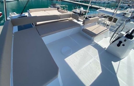 Catamaran Bali 4.6 Mira 14m