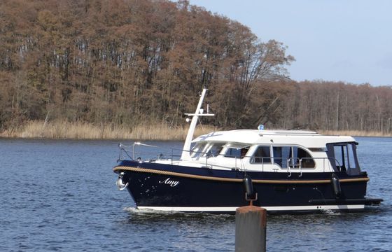 Motorboat Linssen Grand Sturdy 30.0 Sedan Intero