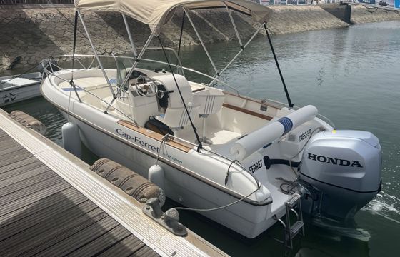 Motorboat Cap Ferret 550 Open 80hp