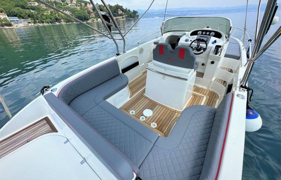 Motorboat Saver 750 Wa 250hp
