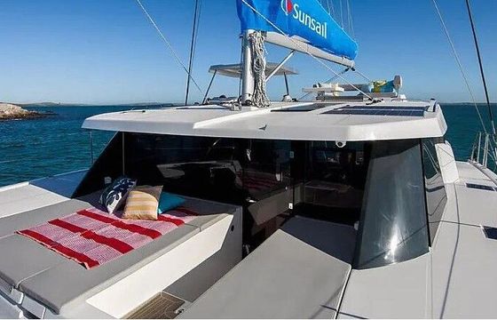 Catamaran Sunsail 424/4/4 12m