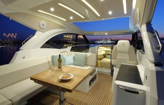 Motorboat Jeanneau Leader 33 440hp