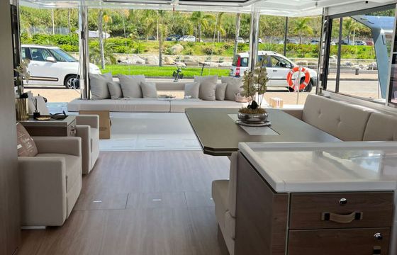 Catamaran Bali 5.4 16m