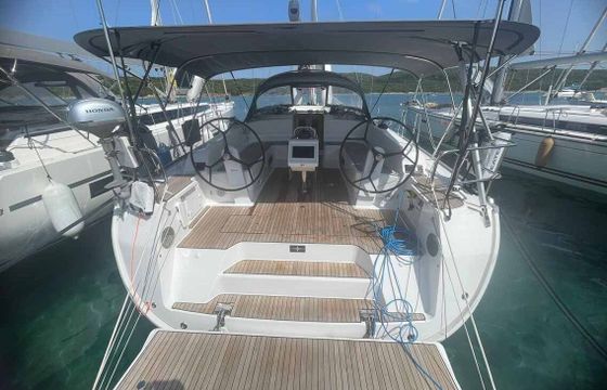 Sailboat Bavaria Yachtbau Bavaria Cruiser 46 Style - 4 cab. 14m
