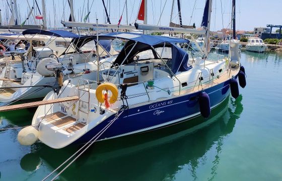 Sailboat Bénéteau Oceanis Clipper 461 14m
