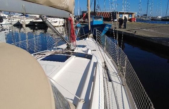 Sailboat 3 DUFOUR 310 GL - BI (2D 2C) 9m