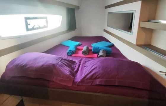Catamaran Fountaine Pajot Lucia 40 11.73m