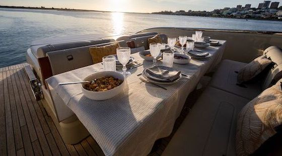 Motorboat Invictus 46 1200hp