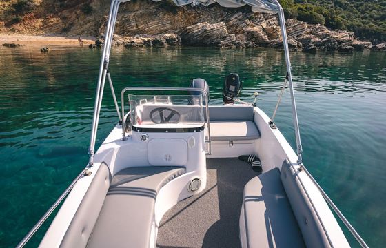 Boat without licence  Nireas assos 30hp