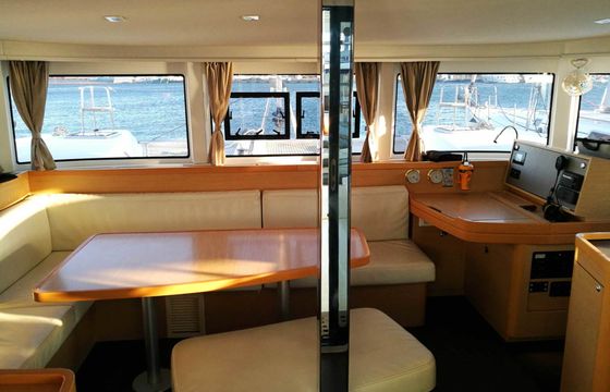 Catamaran Lagoon Lagoon 42 12.8m