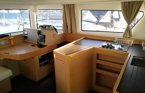 Catamaran Lagoon Lagoon 42 12.8m