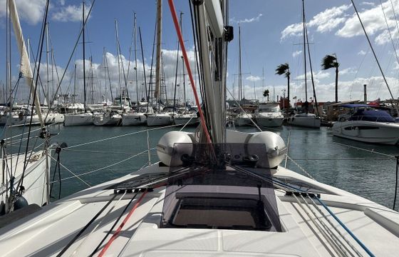 Sailboat Dufour 382 GL 11m