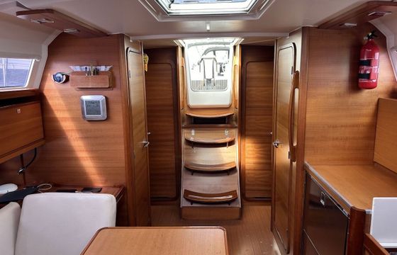 Sailboat Dufour 382 GL 11m