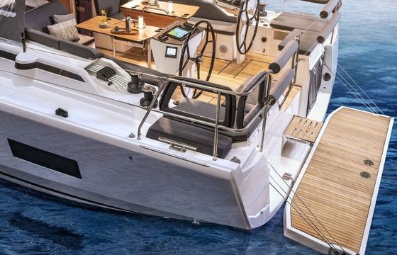 Sailboat Bavaria C46 14m