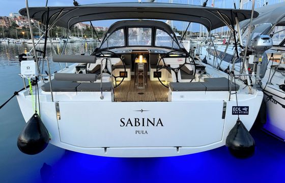 Sailboat Bavaria C46 14m