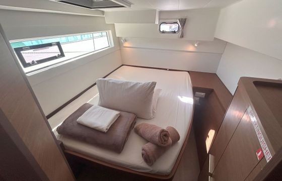 Catamaran Lagoon-Bénéteau Lagoon 40 - 4 cab. 11m