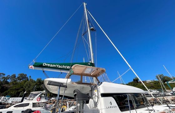 Catamaran Lagoon-Bénéteau Lagoon 40 - 4 cab. 11m