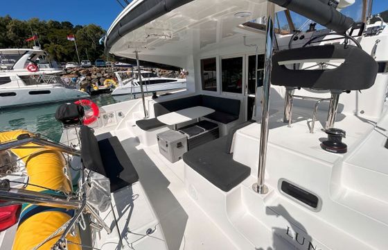 Catamaran Lagoon-Bénéteau Lagoon 40 - 4 cab. 11m