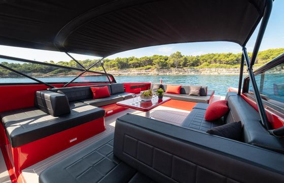 Motorboat Vandutch Marine Vandutch 55 1800hp