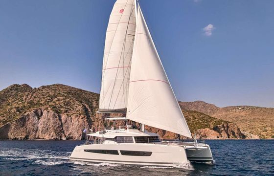 Catamaran Fountaine Pajot Alegria 67 19.49m