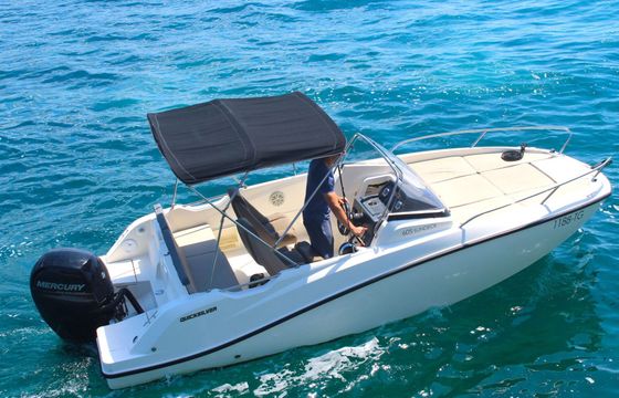 Motorboat Quicksilver 605 Sundeck 150hp