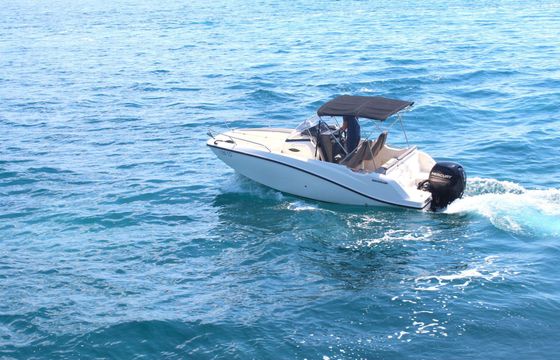 Motorboat Quicksilver 605 Sundeck 150hp
