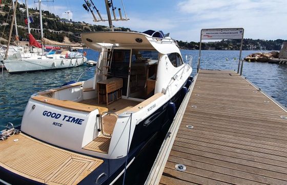 Motorboat Sessa Marine Dorado 260hp
