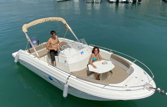 Motorboat Pacific Craft Open 625 130hp