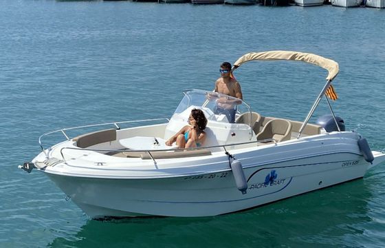 Motorboat Pacific Craft Open 625 130hp