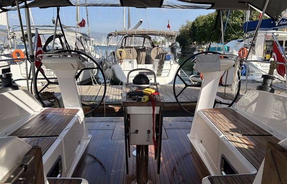 Sailboat Bavaria 46 Cruiser 14m