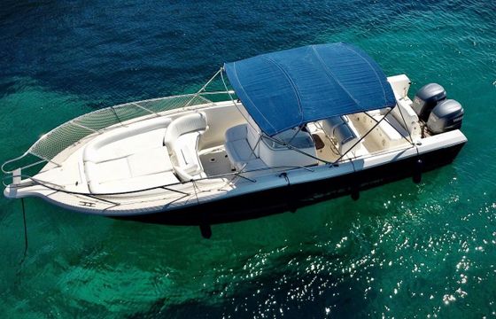 Motorboat Kelt White Shark 285 450hp
