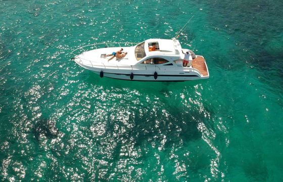 Motorboat Ilver-Petrachi Natante 33 500hp