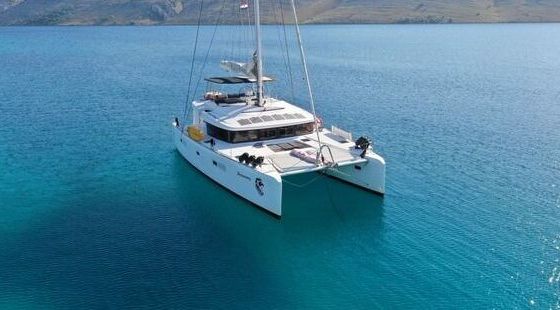 Catamaran Discovery - All inclusive half board Lagoon 52 15.86m