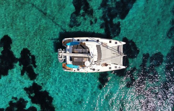 Catamaran Discovery - All inclusive half board Lagoon 52 15.86m