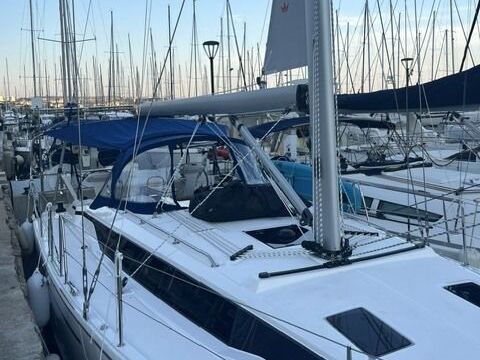 Sailboat Bavaria Bavaria 38 11m