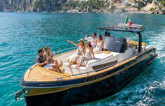 Motorboat Yacht Walkaround VQ38 BlackBird 1140hp