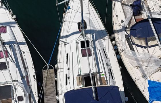 Sailboat Bavaria 35 holiday 10.4m