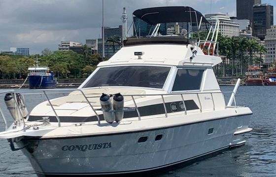 Motorboat Oceanic 32 feet