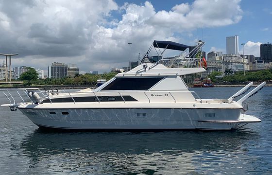 Motorboat Oceanic 32 feet