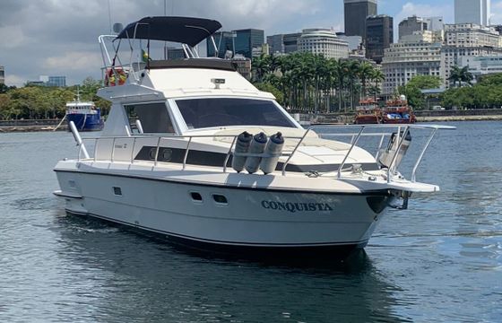 Motorboat Oceanic 32 feet