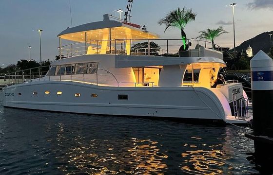 Motorboat OCEANO Catamaran 300hp