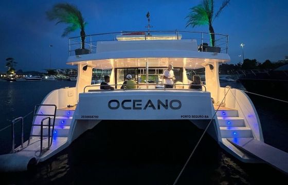 Motorboat OCEANO Catamaran 300hp