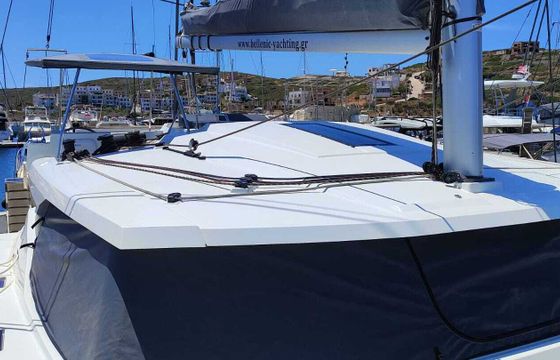 Catamaran Fountaine Pajot Astréa 42 12m