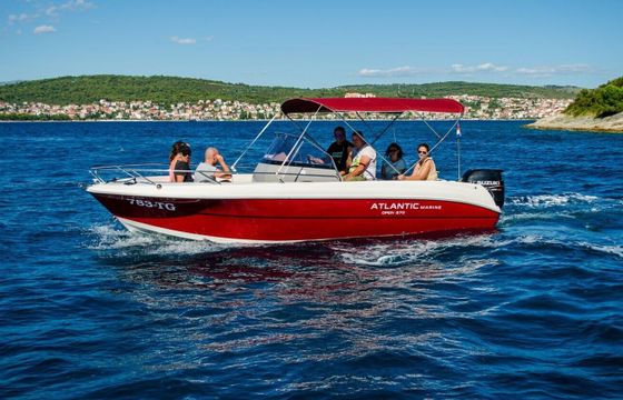 Motorboat Atlantic marine 670 open 150hp