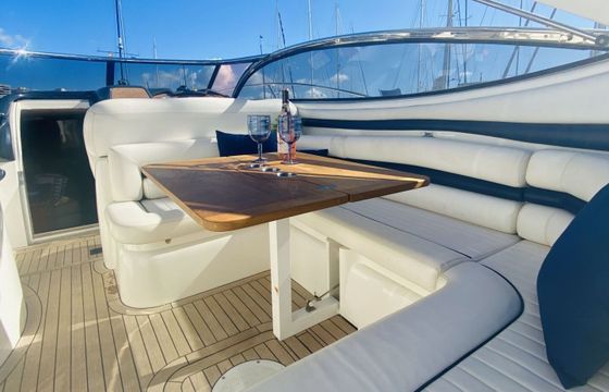 Motorboat Sunseeker Superhawk 48 900hp