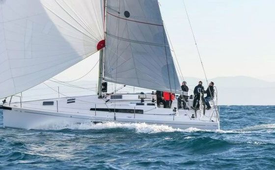 Sailboat Jeanneau FIRST 36 11m